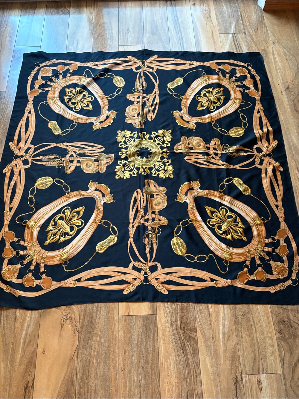 100% silk Hermes look alike scarf